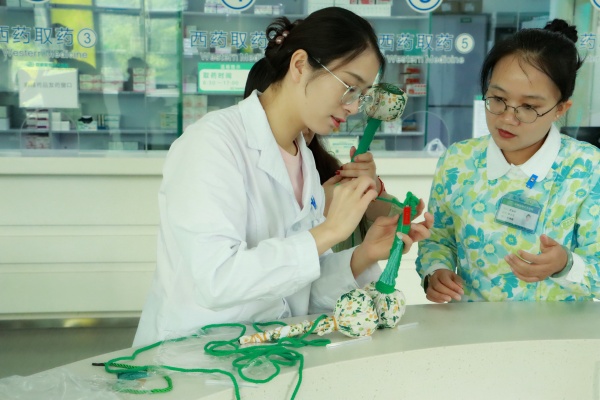 �ж�ĸ��������ͬ��|��Ժĸ�H��(ji��)���}���(d��ng)�A�M�e�k!