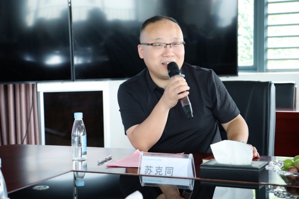 ʮ�dͬ�У��ж�����|��Ժ�ɹ��e�kʮ���φT����Մ������Ԓ�����cδ��